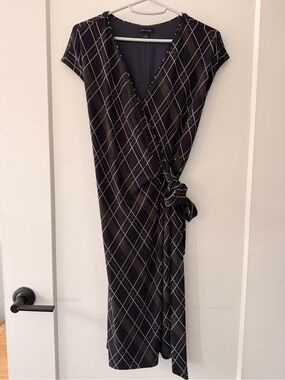 Ann Taylor Short Sleeve Wrap Dress 00